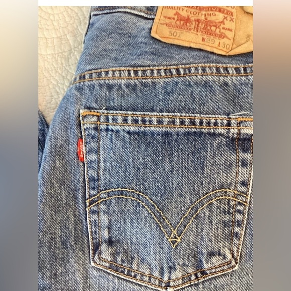 Reposhing Levi's 501 Button Fly Straight Leg Jeans* Size 29x30 * Blue * EUC - Picture 4 of 10
